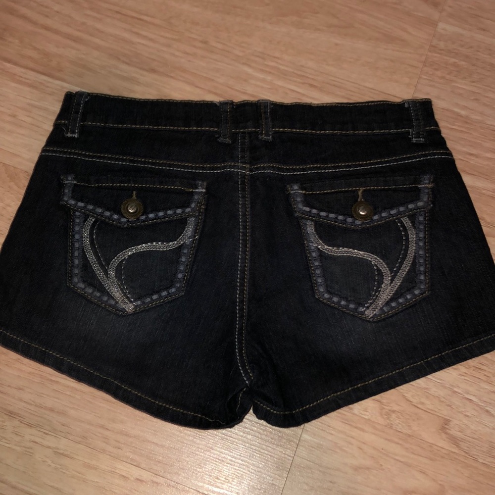 Like new!! - Picture 2 of 3